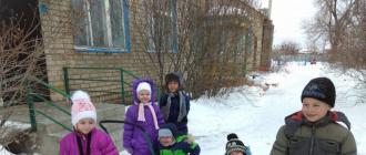 Фото отчет «Зимняя прогулка в детском саду